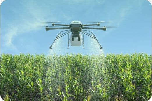 drone pulverizando fertilizante